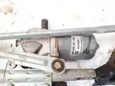 Second-hand car spare part front windshield wiper motor for opel corsa d 1.4 16v bivalent (gasolina / gas licuado del petróleo. gpl) oem iam references 13182340  367546129, 405067