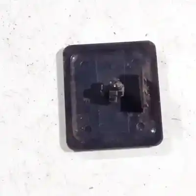 Pezzo di ricambio per auto di seconda mano plastica per opel zafira b 1.9 cdti riferimenti oem iam   