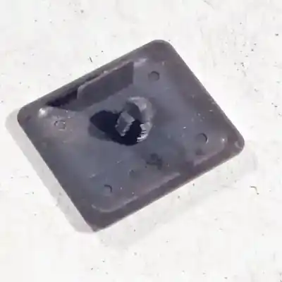 Peça sobressalente para automóvel em segunda mão plásticos por opel zafira b 1.9 cdti referências oem iam 