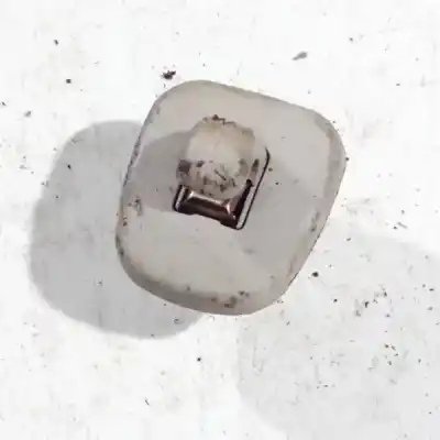 Pezzo di ricambio per auto di seconda mano plastica per renault megane 1.5 dci k9k j8 riferimenti oem iam   