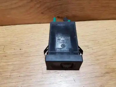 Автозапчастина б/у вимикач для volkswagen passat variant (3b5) 1.8 посилання на oem iam 3b0963563