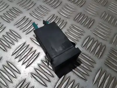 Автозапчасти б/у выключатель за volkswagen passat variant (3b5) 1.8 ссылки oem iam 3b0963563  