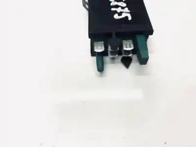 Second-hand car spare part switch for volkswagen passat variant (3b5) 1.9 tdi oem iam references 3b0963563  