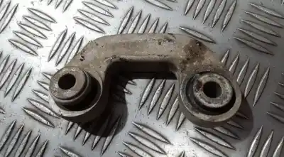 Pezzo di ricambio per auto di seconda mano staffa anteriore sinistra per audi a4 avant (b5) 2.4 riferimenti oem iam   