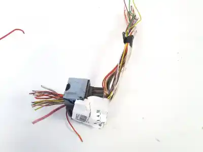 Pezzo di ricambio per auto di seconda mano pezzi vari per dacia sandero 1.6 cat riferimenti oem iam   