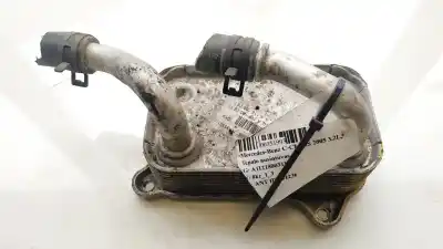 Peça sobressalente para automóvel em segunda mão RADIADOR DE ÓLEO DO MOTOR por MERCEDES-BENZ CLASE C (W203) SPORTCOUPE  Referências OEM IAM A1121800311  A1121880401
