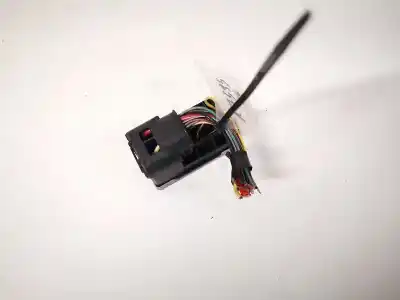 Pezzo di ricambio per auto di seconda mano pezzi vari per opel vectra b caravan 2.0 dti riferimenti oem iam   