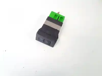 Second-hand car spare part switch for volkswagen passat variant (3b6) 1.9 tdi oem iam references 3b0963563c