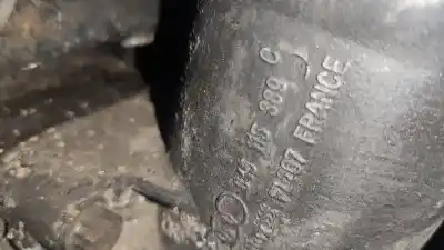 Автозапчасти б/у поддержка масляного фильтра за volkswagen golf v variant (1k5) 1.9 tdi ссылки oem iam 045115389c  