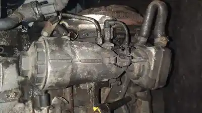 Автозапчасти б/у поддержка масляного фильтра за volkswagen golf v variant (1k5) 1.9 tdi ссылки oem iam 045115389c