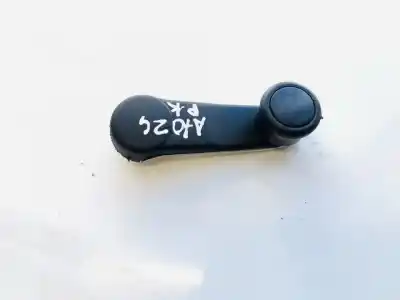 Pezzo di ricambio per auto di seconda mano maniglia alzacristalli anteriore sinistro per audi 80 (811/813) 1.8 riferimenti oem iam 