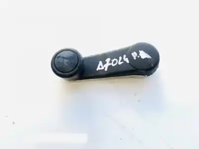 Pezzo di ricambio per auto di seconda mano maniglia alzacristalli anteriore sinistro per audi 80 (811/813) 1.8 riferimenti oem iam 