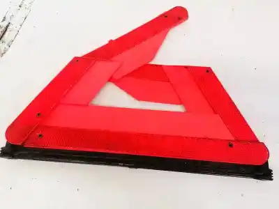 Pezzo di ricambio per auto di seconda mano Pezzi Vari per VOLVO V50 (545) 2.0 D Riferimenti OEM IAM E1327R030003  