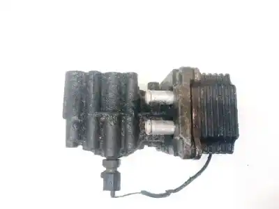 Second-hand car spare part engine oil cooler for jaguar x-type wagon 2.0 d classic oem iam references 6199626  6244334
