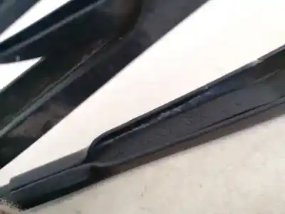 Pezzo di ricambio per auto di seconda mano braccio tergicristallo posteriore per audi a4 avant (b5) 1.9 tdi riferimenti oem iam 8d9955407  