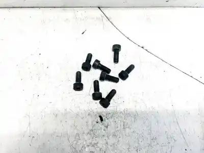 Peça sobressalente para automóvel em segunda mão peças diversas por volvo v50 (545) 2.0 d referências oem iam 