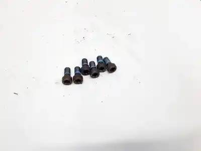 Pezzo di ricambio per auto di seconda mano pezzi vari per opel zafira b 1.9 cdti riferimenti oem iam   