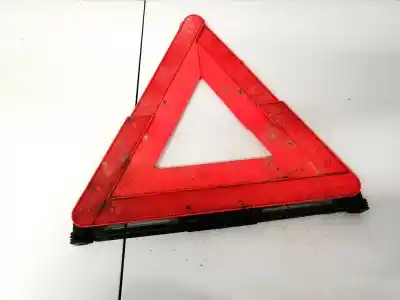 Pezzo di ricambio per auto di seconda mano Pezzi Vari per VOLVO V50 (545) 2.0 D Riferimenti OEM IAM E1327R030003  