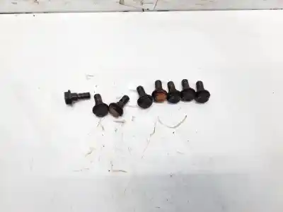 Pezzo di ricambio per auto di seconda mano pezzi vari per toyota corolla (e12) 2.0 d-4d sol berlina riferimenti oem iam   