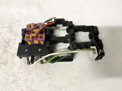 Pezzo di ricambio per auto di seconda mano Pezzi Vari per AUDI A6 AVANT (C4) 2.5 TDI Riferimenti OEM IAM 4A0937503B  