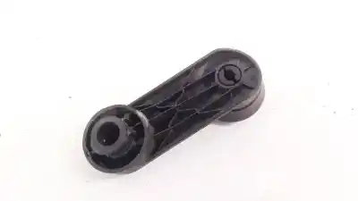 Pièce détachée automobile d'occasion manivelle / poignée lève vitre avant gauche pour opel astra j lim. 1.7 16v cdti références oem iam 24451526  366703013