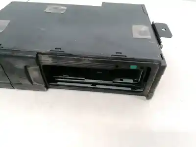 Second-hand car spare part audio system / radio cd for renault espace iv (jk0) 2.2 dci turbodiesel oem iam references 8200207100  mc9rn85z