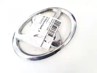 Peça sobressalente para automóvel em segunda mão emblema por toyota avensis wagon (t25) 2.0 d-4d sol referências oem iam   