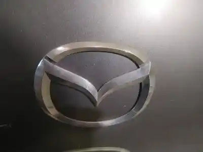 Автозапчастина б/у емблема для mazda 3 (bk) 1.6 di turbo посилання на oem iam   