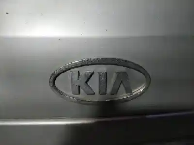 Peça sobressalente para automóvel em segunda mão emblema por kia sorento 2.5 crdi ex referências oem iam   