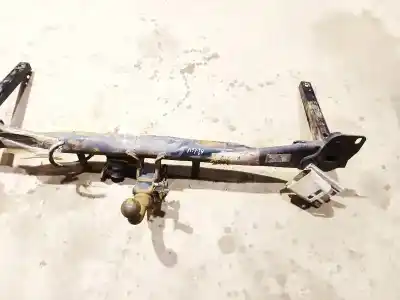 Pezzo di ricambio per auto di seconda mano attacco per rimorchio per audi 100 avant (c4) 2.5 tdi riferimenti oem iam   