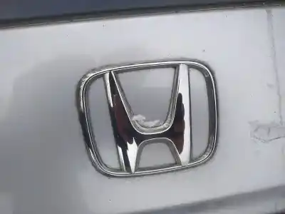 Pezzo di ricambio per auto di seconda mano emblema per honda fr-v (be) 1.7 riferimenti oem iam 