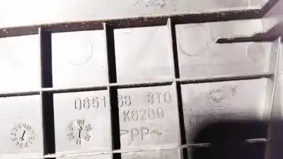 Pezzo di ricambio per auto di seconda mano plastica per mazda 2 lim. (de) 1.4 diesel cat riferimenti oem iam d651688t0  k6269