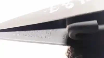 Pezzo di ricambio per auto di seconda mano plastica per mazda 2 lim. (de) 1.4 diesel cat riferimenti oem iam mr951579  mr951581