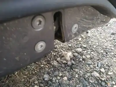 Pezzo di ricambio per auto di seconda mano serratura porta posteriore sinistra per toyota avensis wagon (t25) 2.0 d-4d executive riferimenti oem iam 