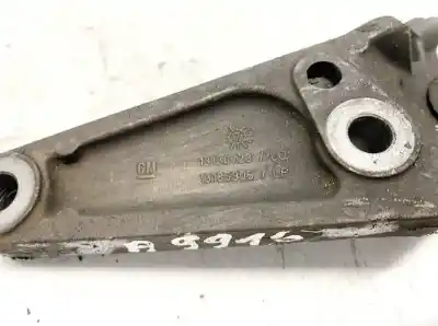 Second-hand car spare part engine support for opel corsa d 1.4 16v bivalent (gasolina / gas licuado del petróleo. gpl) oem iam references 13130723  13185905