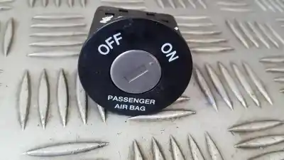 Pezzo di ricambio per auto di seconda mano interruttore per kia ceed sportswagon (ed) 1.6 active riferimenti oem iam 