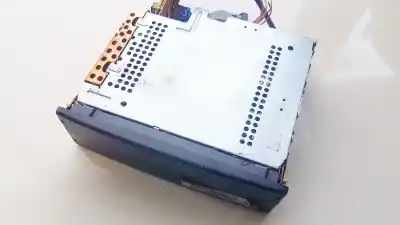 Second-hand car spare part AUDIO SYSTEM / RADIO CD for RENAULT LAGUNA II (BG0)  OEM IAM references 8200205833C  8200205833TP, 8200205833TP-C Second-hand car spare part AUDIO SYSTEM / RADIO CD for RENAULT LAGUNA II (BG0)  OEM IAM references 8200205833C  8200205833TP, 8200205833TP-C