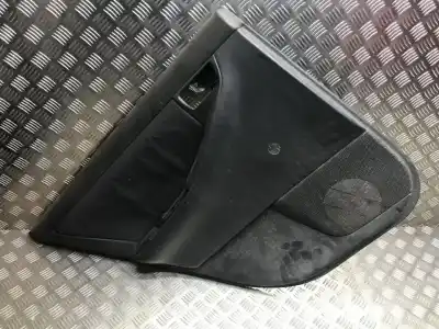 Peça sobressalente para automóvel em segunda mão forra / revestimento da porta dianteira esquerda por toyota corolla (e12) 2.0 d-4d sol berlina referências oem iam 6777602050a