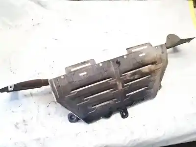 Pezzo di ricambio per auto di seconda mano copertura skid per hyundai i30 1.6 crdi cat riferimenti oem iam 