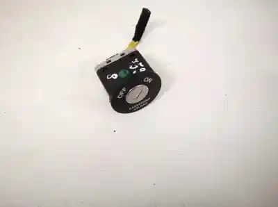 Pezzo di ricambio per auto di seconda mano interruttore per hyundai i30 1.6 crdi cat riferimenti oem iam 2pp379