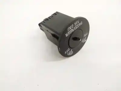 Автозапчастина б/у вимикач для opel insignia a (g09) 2.0 cdti (68) посилання на oem iam 13268602 Автозапчастина б/у вимикач для opel insignia a (g09) 2.0 cdti (68) посилання на oem iam 13268602