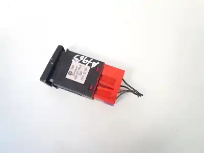 Second-hand car spare part switch for volkswagen passat variant (3b6) 1.9 tdi oem iam references 3b0927134a  