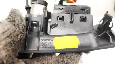 Second-hand car spare part switch for volvo v50 (545) 2.0 d oem iam references 8686026  33465m