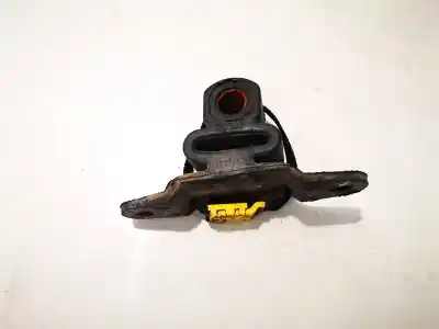 Peça sobressalente para automóvel em segunda mão plásticos por peugeot 208 1.2 12v vti referências oem iam 6p227