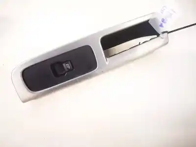 Peça sobressalente para automóvel em segunda mão plásticos por volvo v50 (545) 2.4 referências oem iam 8679669