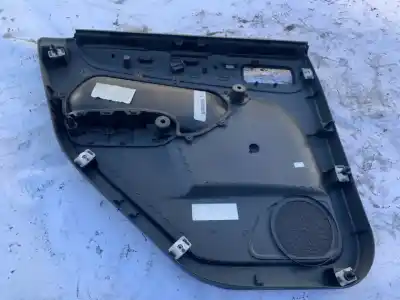 Peça sobressalente para automóvel em segunda mão forra / revestimento da porta traseira direita por ford focus lim. (cb4) 1.6 tdci cat referências oem iam agd038  