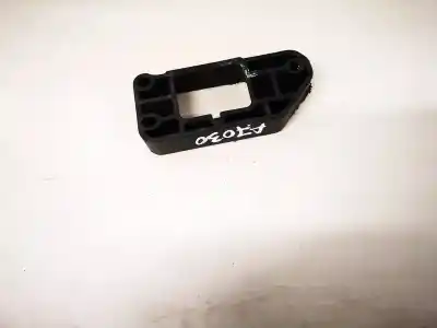 Second-hand car spare part plastics for chrysler pt cruiser (pt) 2.2 crd cat oem iam references 8030072