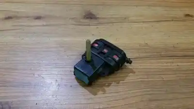 Peça sobressalente para automóvel em segunda mão motor de fechadura central mala por audi a6 avant (c4) 1.9 tdi referências oem iam 