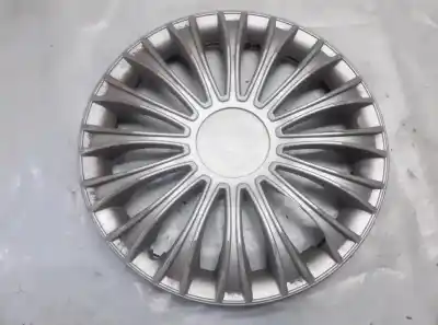 Pezzo di ricambio per auto di seconda mano COPRIMOZZI per VOLKSWAGEN POLO (9N1)  Riferimenti OEM IAM   