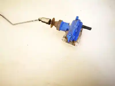 Pezzo di ricambio per auto di seconda mano motore chiusura cancello centralizzato per audi 80 (811/813) 1.8 riferimenti oem iam 893862153d